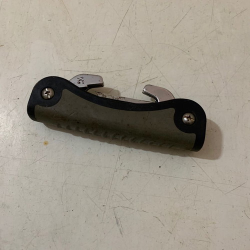 Multitool pocket tool used with various functions