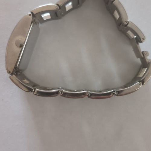 Miss Venus quartz wristwatch used, battery needs replacement