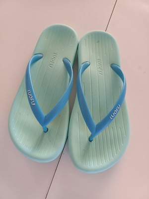 Luofu women's flip-flops like new, size 39, light green with blue straps