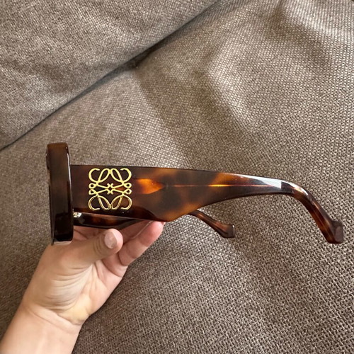 Loewe Anagram LW40101I sunglasses like new, women's tortoiseshell brown
