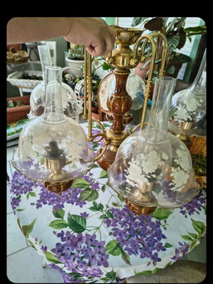 Antika chandelier like new