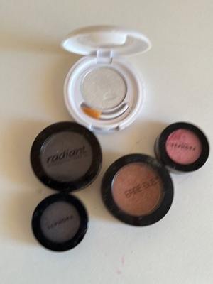 Eye shadows used, pack with Sephora and Radiant