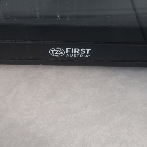 First Austria oven with 2 hotplates