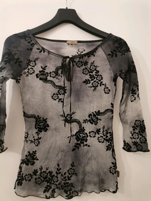 Women's blouse used, grey with black patterns, size M