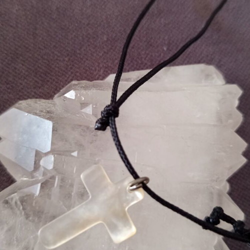 Cross necklace filtsi new