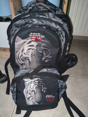 No Fear school backpack set with lunch bag