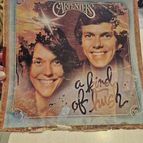Carpenters A Kind Of Hush LP used, classic 1976 pop album