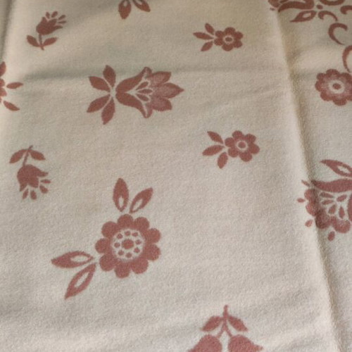 Double-sided wool blanket like new