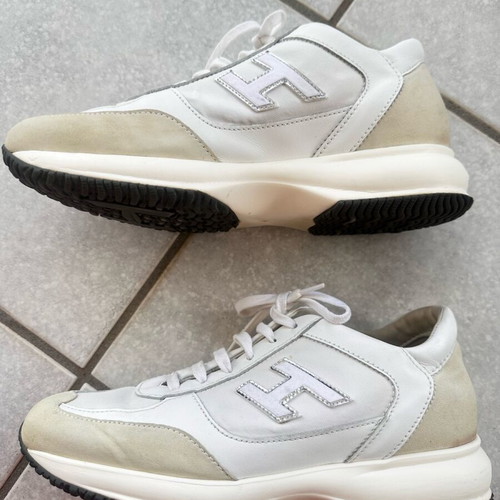 Hogan sneakers like new, white with suede leather and silver logo, size 38.5