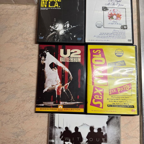 Music DVD and 2CD set with book, rock, like new, 12 DVDs + 1 2CD