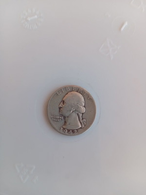 American dollar coin used, 1942