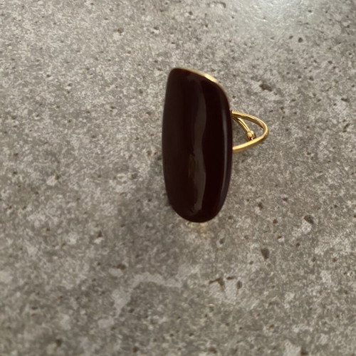Adjustable ring, brown color