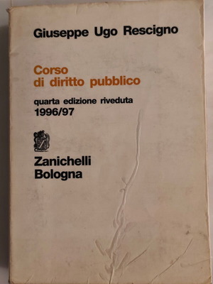 Public law in Italian used with highlights