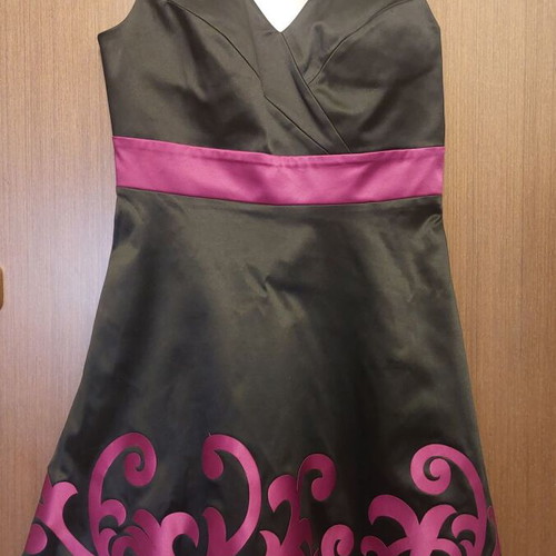 Evening dress satin black A-line with fuchsia details size L like new