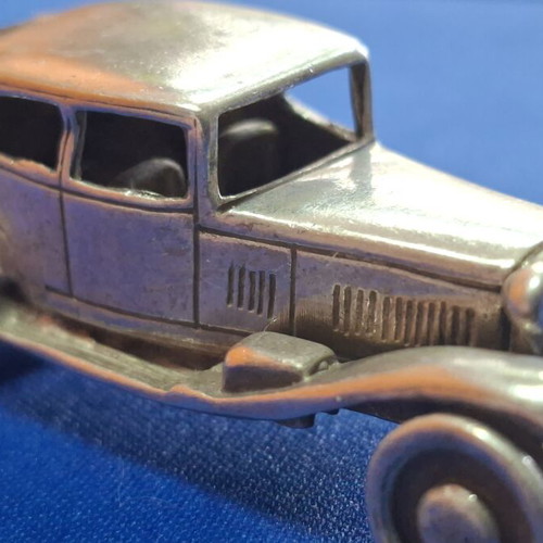 Silver car figure used, 925 stamp, 6.5×2.5 cm