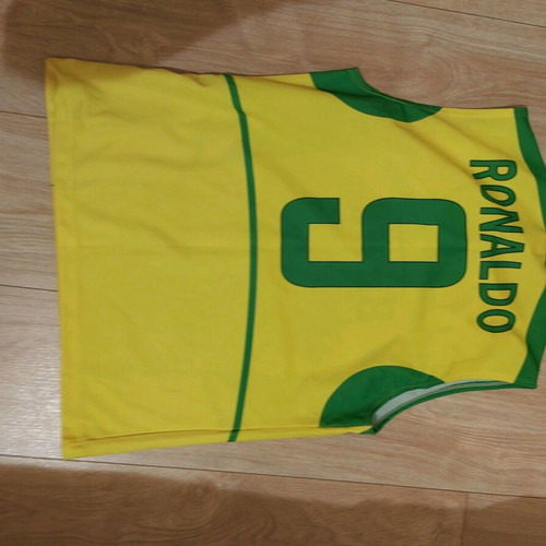 Brazil Ronaldo Football Shirt like new, for 12-14 years