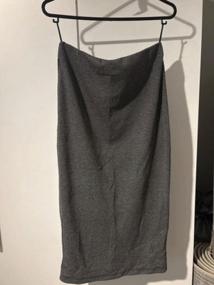 Ριγέ φούστα Pink Woman αφόρετη, μέγεθος M 38 10, μαύρο γκρι