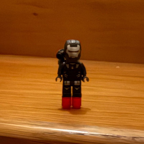 Lego Marvel Avengers Tower War Machine Mech Armor figure like new