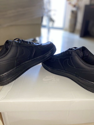 Nike Air Force 1 sneakers new, size 44, black