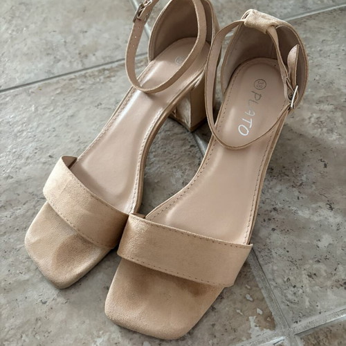 Nude sandals No Name Shoes like new, size 38, 5cm block heel