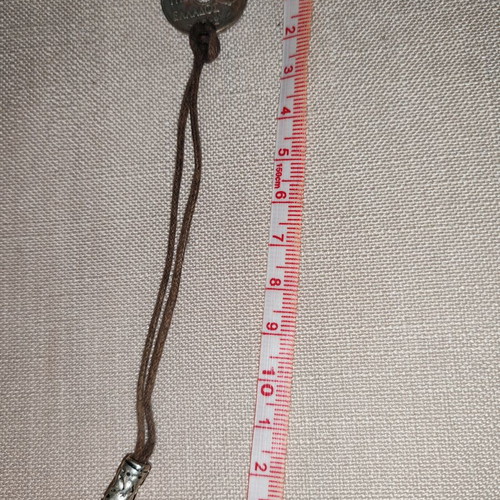 Gouri with aluminum coin used