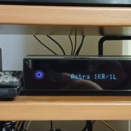 Complete satellite installation with VUSolo2 receiver, Toroidal T90 dish and 1.05m motorized dish