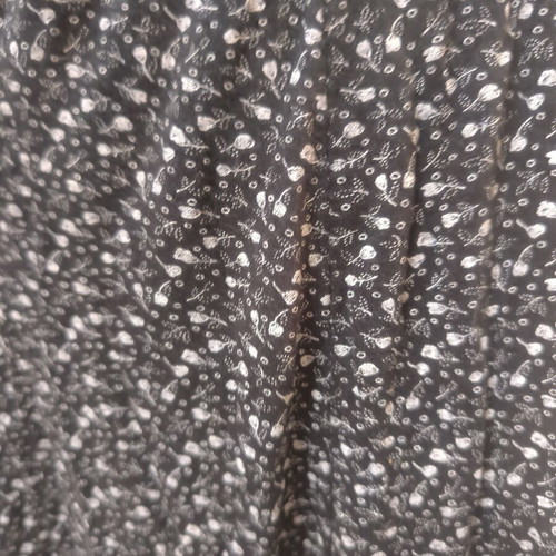 Women's skirt XL used, black with white micro pattern