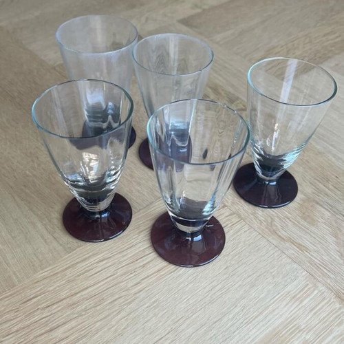Glasses modern with purple base like new, pack of 5