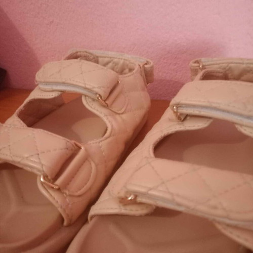 Women's casual sandals used, size 38, beige