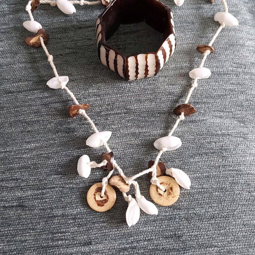 Handmade jewelry set new, necklace and bracelet with sea elements