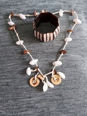 Handmade jewelry set new, necklace and bracelet with sea elements