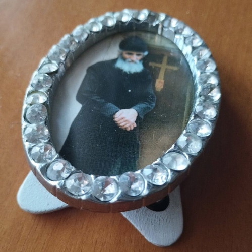 Small oval frame with Saint Paisios crystals new