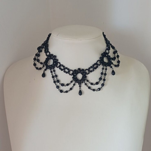 Gothic Romantic Choker Necklace new, black beads