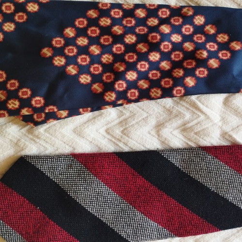 10 ties, assorted designs and colors