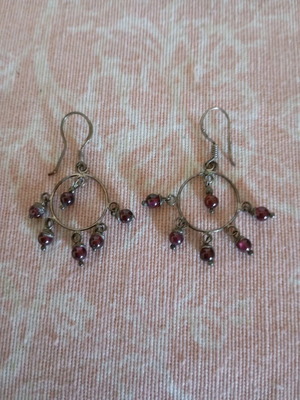 Silver 925 earrings like new with beads