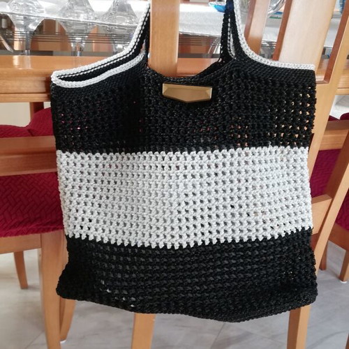 Handmade beach shoulder bag like new