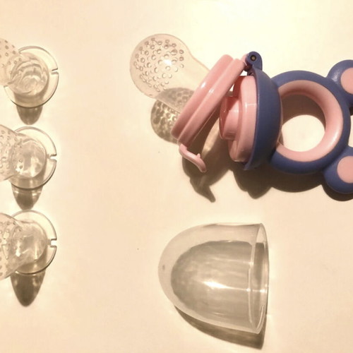 Complete Baby Feeding Set like new, BPA free, silicone