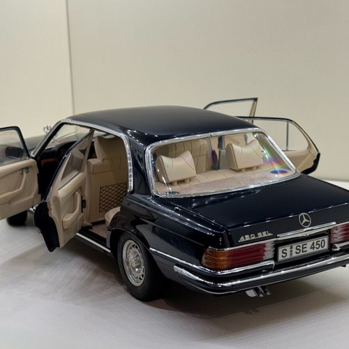 Mercedes-Benz 450 SEL 6.9 1:18 model car new by Revell