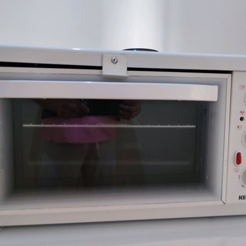 Kendo oven with hotplates used, white 57×35×35