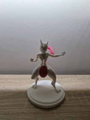 Mewtwo 3d printed and painted new