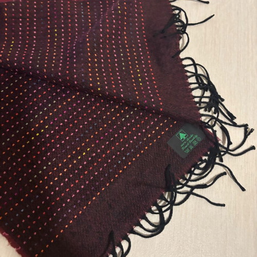 Scarf used like new, red