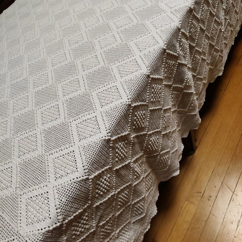 Handmade knitted blanket like new, dimensions 180x200