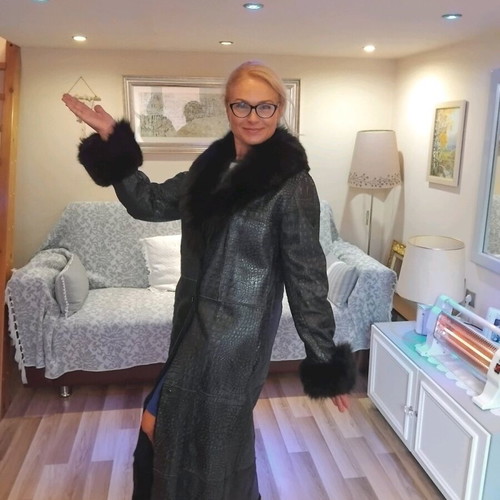Sugar genuine double-sided fur used, long black coat
