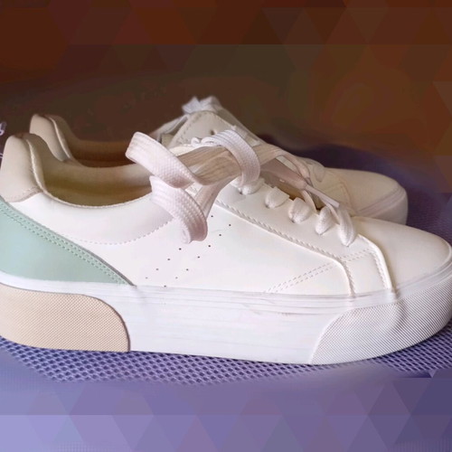 White sneakers new, athletic style, size 38