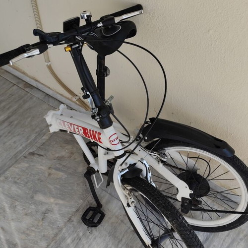 Folding bike used, 20 inch wheels, 6 speeds, V-Brake