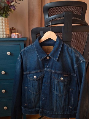 Calvin Klein denim jacket like new, dark blue, oversized fit
