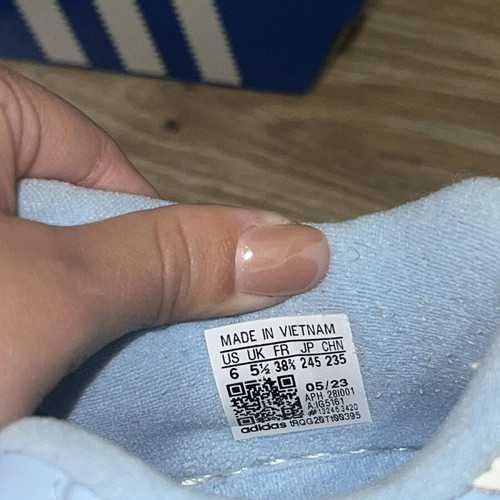 Adidas athletic shoes like new, blue, size 38 2/3