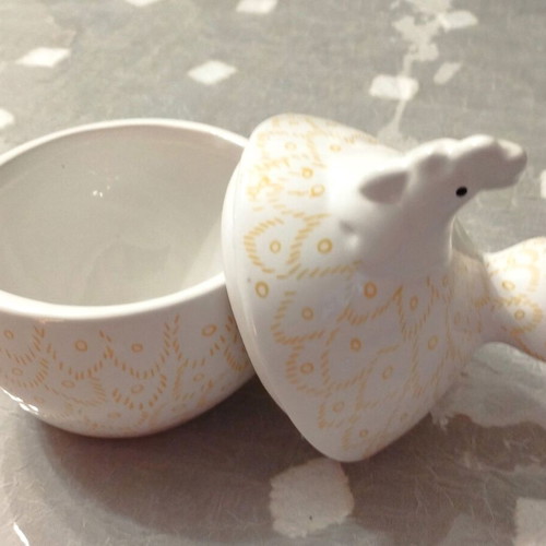 Easter egg and rooster porcelain set like new