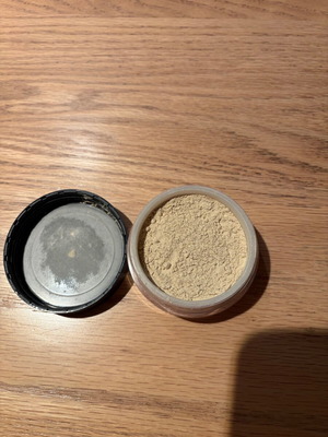 Morphe Bake & Set Setting Powder used, translucent, 9g