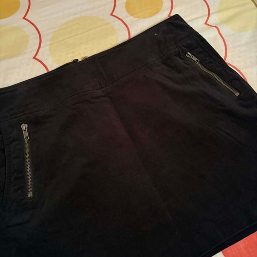 Women's black skirt like new, size L / 40 / 12